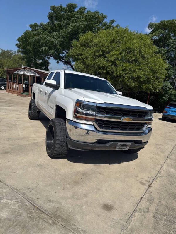 chevrolet silverado 1500 2018 1GCRCREH6JZ155215 image chevrolet silverado 1500 2018 1GCRCREH6JZ155215 image